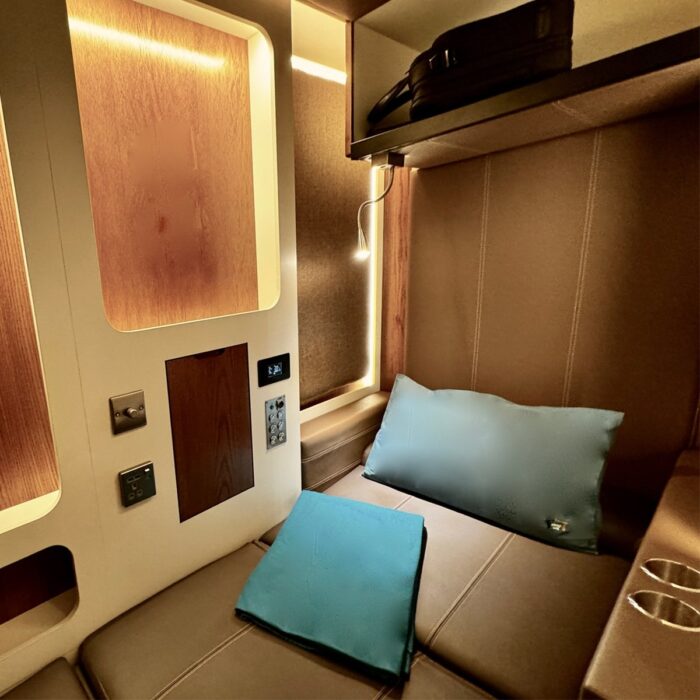 Sleep Pods at Dubai Airport Terminal 3 C Gates – 4 Hours - Image 4